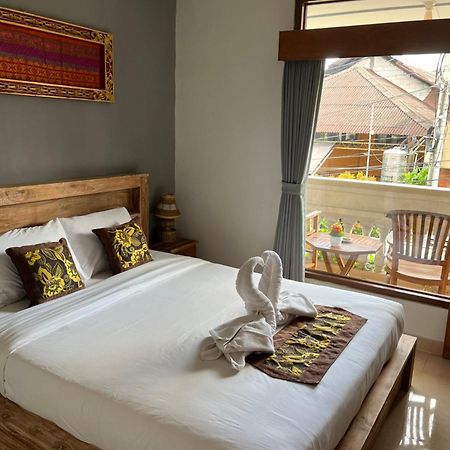 Yastra Yana Homestay Ubud Extérieur photo