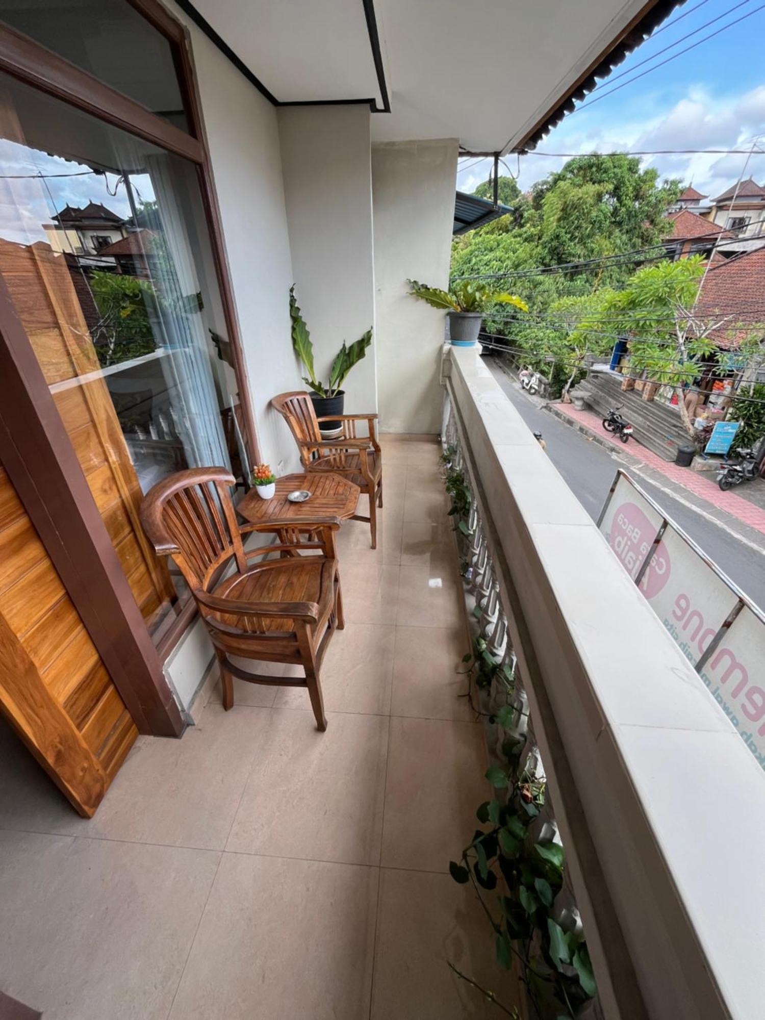 Yastra Yana Homestay Ubud Extérieur photo
